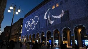 黄蜂伤病报告：三球&塞克斯顿&曼恩集体缺席与掘金一战